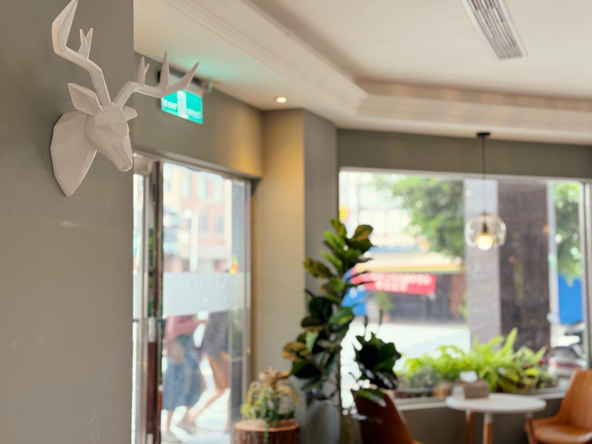 Finders Hotel Hualien Station מראה חיצוני תמונה