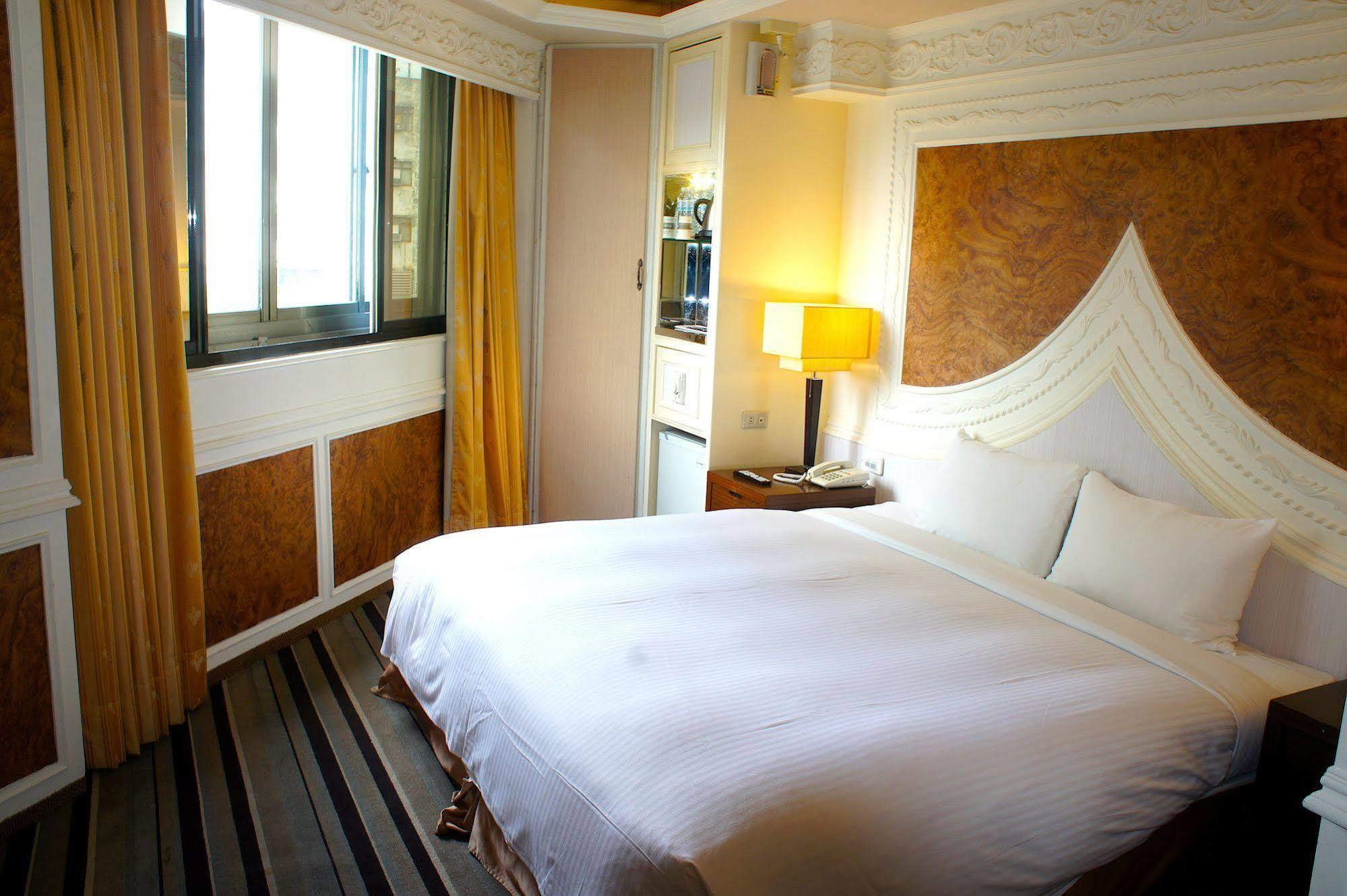 Finders Hotel Hualien Station מראה חיצוני תמונה
